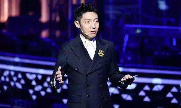 《主持人大赛》名嘴大战，“北大还行”撒贝宁口才堪称满分作文 2