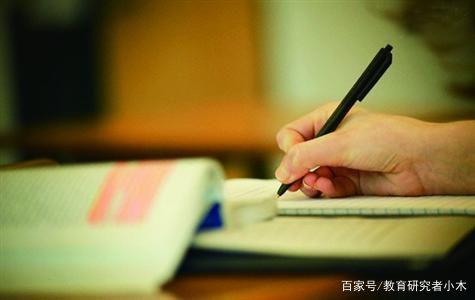 作文是语文得分的关键,不会写作文的同学,不妨了解一下! 2