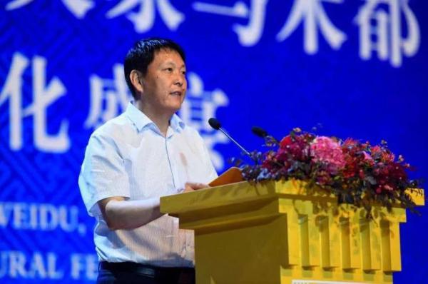 书评 | 铁打的营盘铁打的兵 ——《共和国地产印迹·郑勇篇》读后感