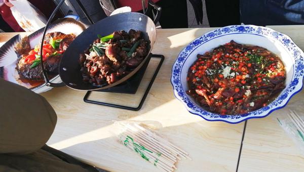 “美食广场”小作文投票来袭！ 3
