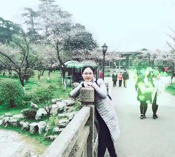 【海波专栏】米歇尔：认清自我，学会爱 ——米歇尔《成为》读后感之一 2