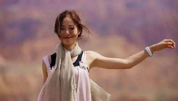 李小璐、江一燕，你们的作文不及格！ 4