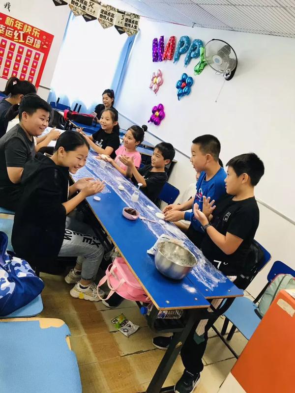 不用陪孩子写作文的爸妈，上辈子大概拯救了银河系！ 8