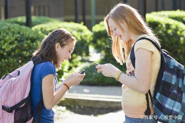 初中优秀原创作文点评:《历史,一部丰富的教科书》 1