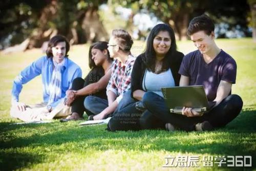 关于澳洲留学高中课程的介绍