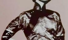 张爱玲中学时代：作文错别字多，写打油诗调侃老师，差点毕不了业