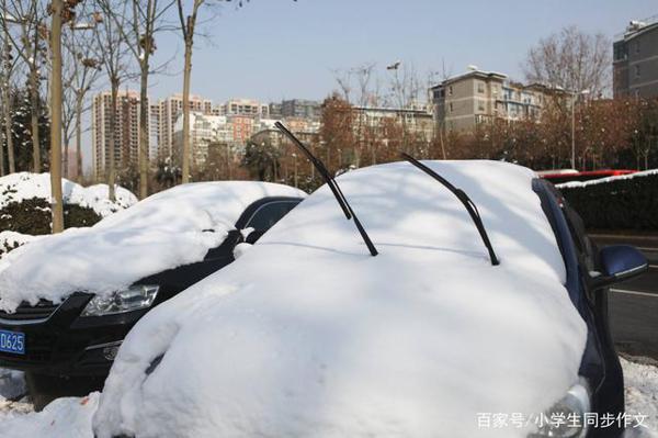小学生作文下雪了,雪的作文,冬天的雪,雪景作文 3