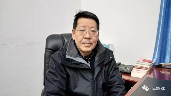 今天这里有场全市规模最大的现场作文大赛 5