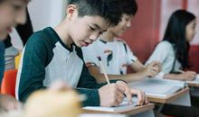 中考作文要拿高分，仅靠背优秀范文就够吗？一线教师：远远不够