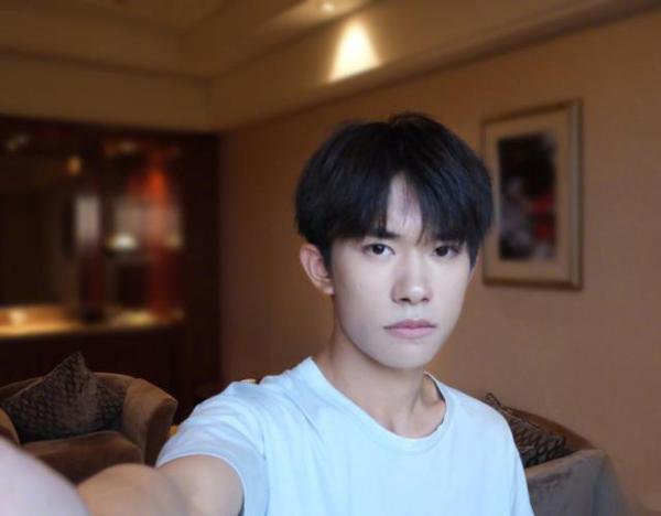 易烊千玺发“小作文”太走心,《少年的你》4天破6亿,演员路稳了 5