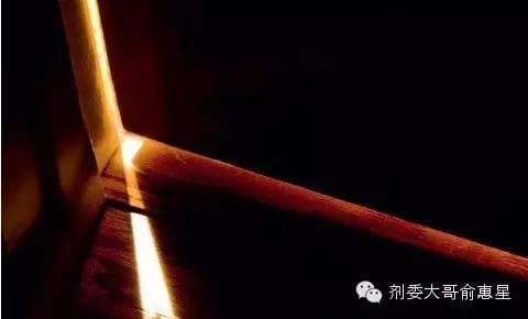别被虚掩的门打败