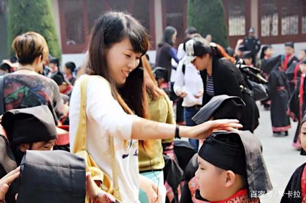 小学生作文火了,但点睛之笔却是,老师的评语! 5