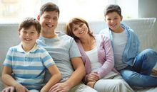 电视前的一家人初中作文