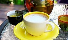 语文老师写作文：《含蓄如茶的人生》