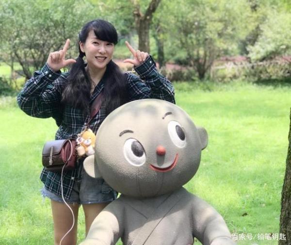 小学老师26年批改学生作文评语超300字,像写论文,我也要学习~