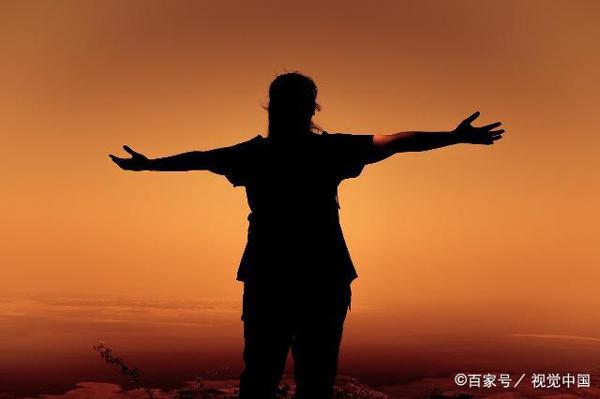 高考作文那些让人眼前一亮的神开头 5