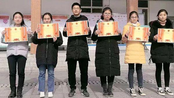 笔墨书香满校园，作文竞赛展风采--——记九年级现场作文竞赛 18