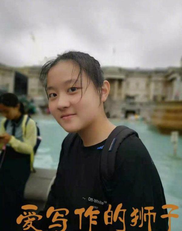 初中女生把“情书”当作文交,语文老师看后却给满分?00后真成熟