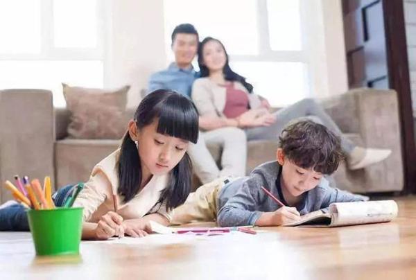 小学生作文《还我自由》,老师评语是亮点,家长:休想逃出我的手 3