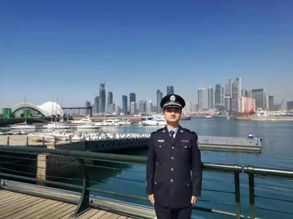 《青春与祖国同在》读后感：深刻理解青年的时代使命 4