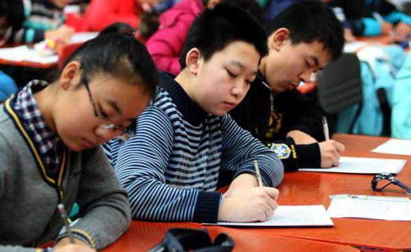 中学生写出这样的作文咋办?老师随手拍下晒在朋友圈,却炸开了锅 3