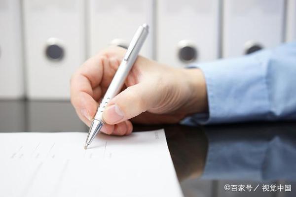九年级孩子作文比较差,如何做可以提升孩子写作文的能力? 2
