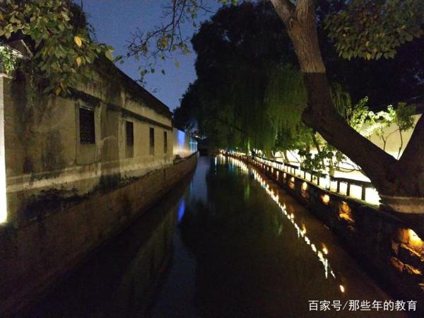 七年级第一次月考,优秀语文作文鉴赏——父母的陪伴 3