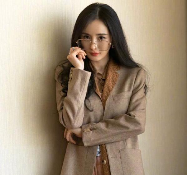 杨幂于正和好!发视频为于正宣传,当年“小作文”暗指何人? 5