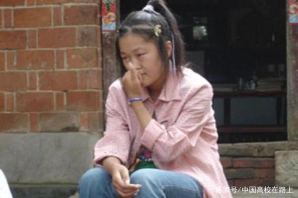 8000字作文却得0分,当年高考任性考0分的那个女生,现在怎样了?