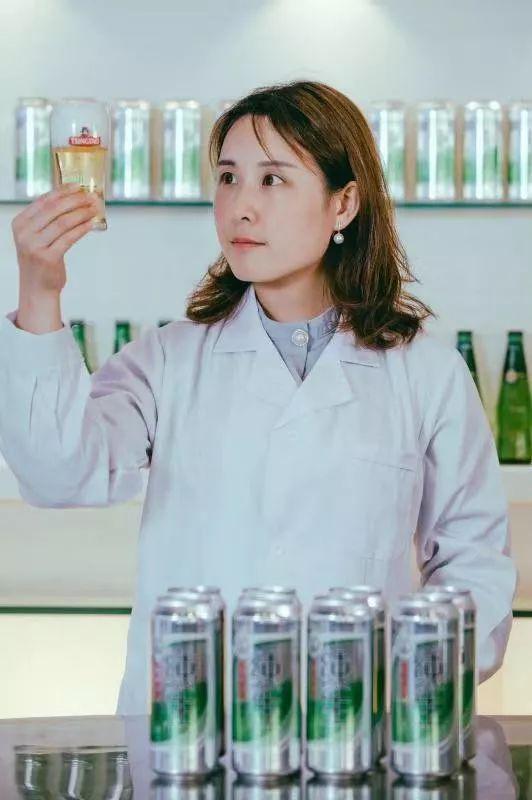 《青春与祖国同在》读后感：深刻理解青年的时代使命 6