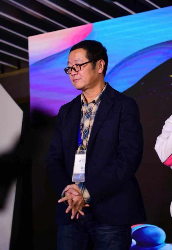 6名北京中学生获全国科幻作文大奖 偶像刘慈欣亲自颁奖 3