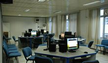 关于校内实训室建设的思考与实践论文