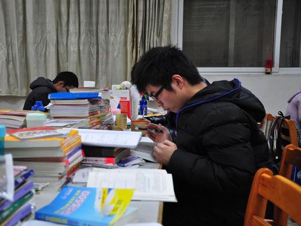 考研英语小作文今年考什么?研究生学长带来预测和模板分享