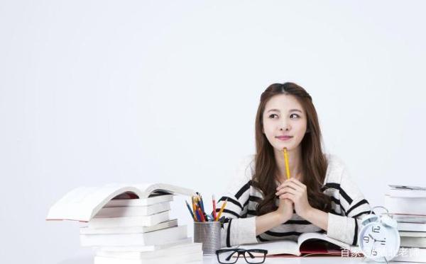 高考作文仅得6分,却因“字迹”特别被名校录取,结局出人意料 3