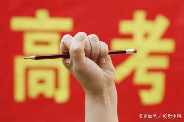 1977年恢复高考后的第一个女状元,作文只扣1分,还登上人民日报 2