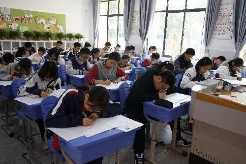 第六届全国中学生科普科幻作文大赛全国总决赛(南京考点)举办 2