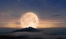 抒情哲理散文：夜空里，中秋的月_800字