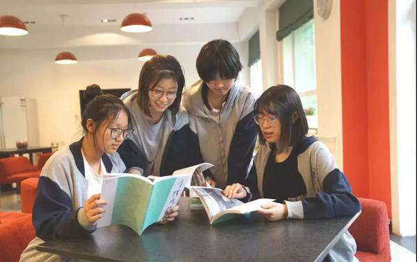 写作文难？看，这有个专门写作文的民间小组~ 13