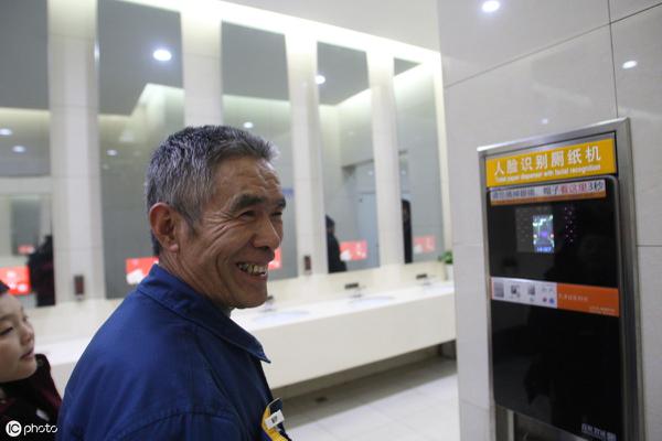 原创 中考作文名师押题：《小灰兔求职记》，研读材料，提取写作的话题 2
