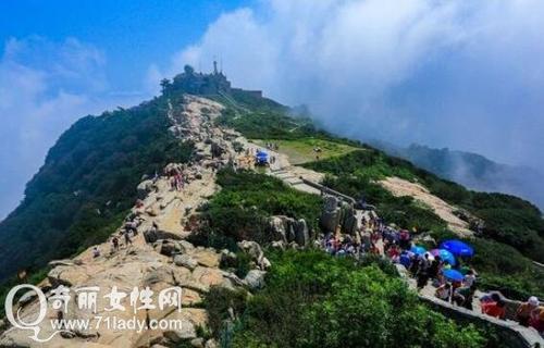 泰山玉皇顶导游词