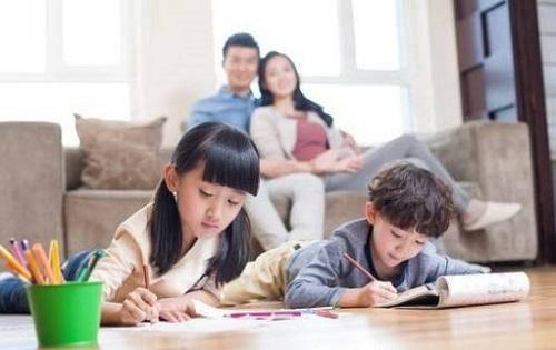 晨览作文——良好的题材，加上美妙的语言。