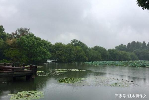 初二作文:忆游西湖