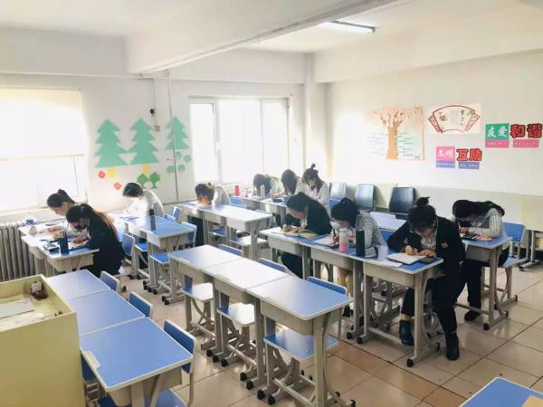 大作文老师的“科目一”考试 2