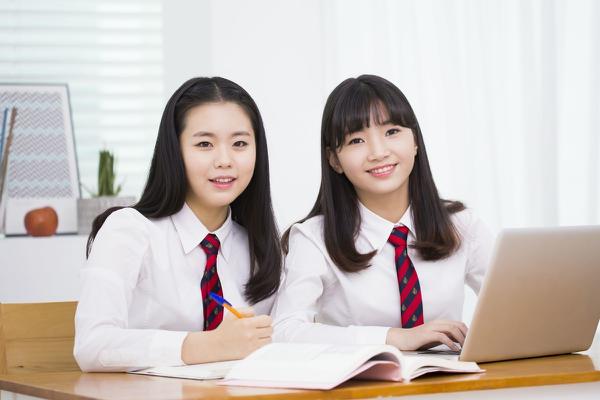 原创 湖北高考满分作文点评：《心之远，心之高》，倾听自己内心的声音
