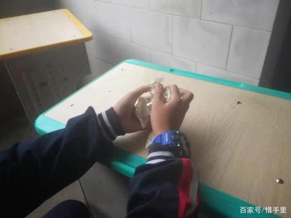 身为语文老师的我,又看到学生写这种作文,忍不住…… 3