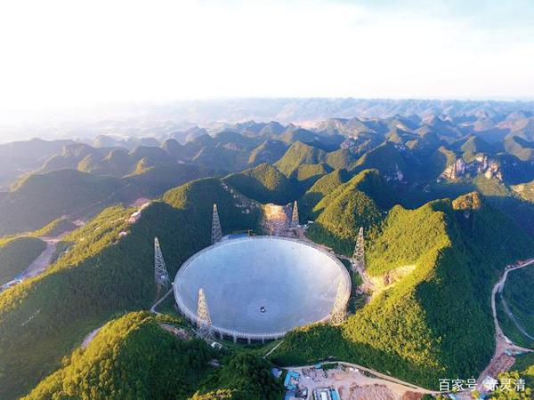 重点高中高一期末考试优秀作文选登《大眼看世界,小心护环境》 1