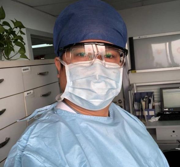 “爸爸的眼神”，8岁女儿写给一线抗疫父亲的作文，网友：真懂事 3