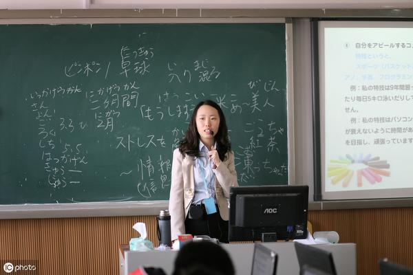 原创 作文老师写作文：《含蓄如茶的人生》