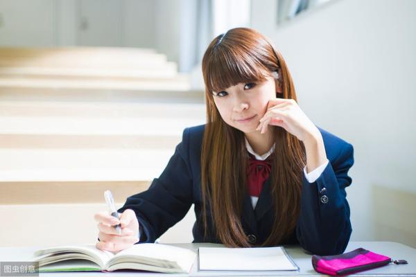 原创 高中失误作文分析点评：《令人难忘的细节》 1