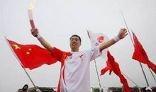 奥运火炬传递被破坏的作文